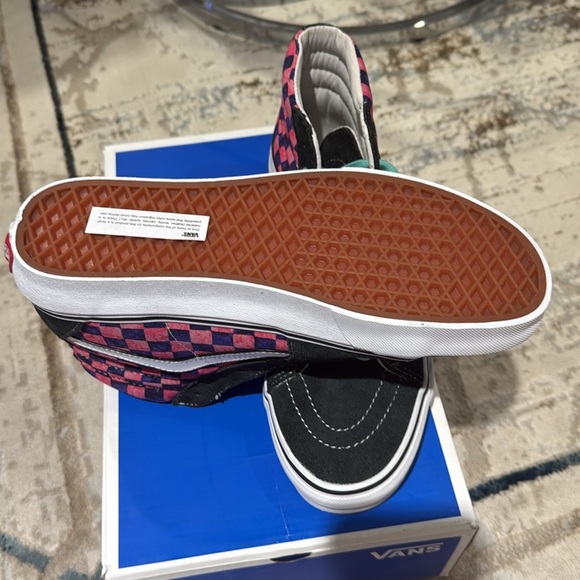 Awake Ny sk8-Hi vans - Picture 3 of 5